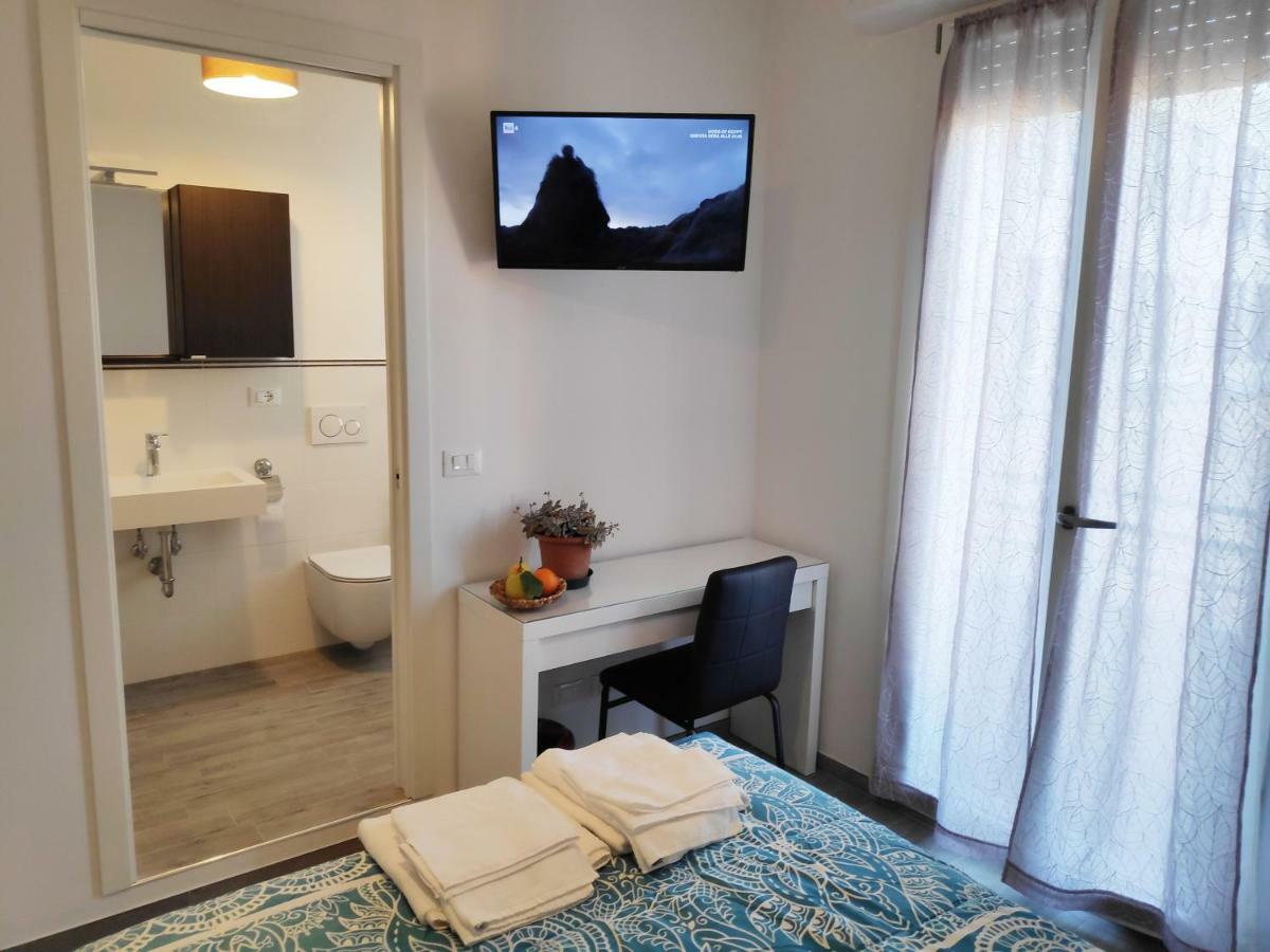 Casadei Guest House Stazione 볼로냐 외부 사진